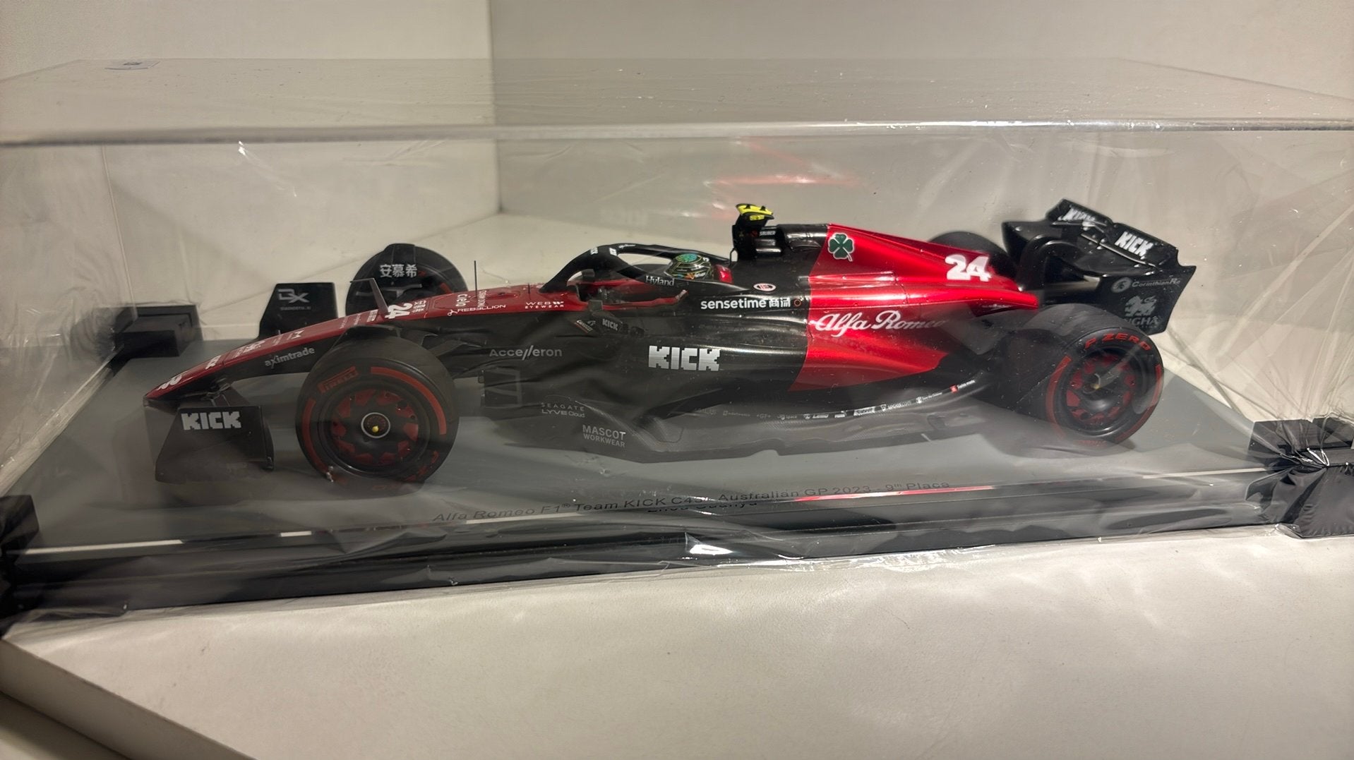 F1 alfa romeo kick c43 zhou guanyu 2023 spark 1.18, Ophalen of Verzenden, A, A, A