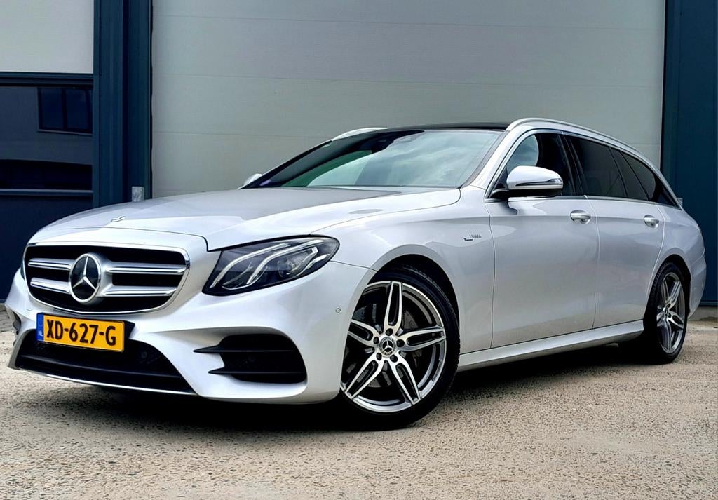Mercedes-Benz E-Klasse E200 Amg 9G-TRONIC panodak, Auto's, Mercedes-Benz, Zwart, 4 cilinders, Lichtsensor, Origineel Nederlands