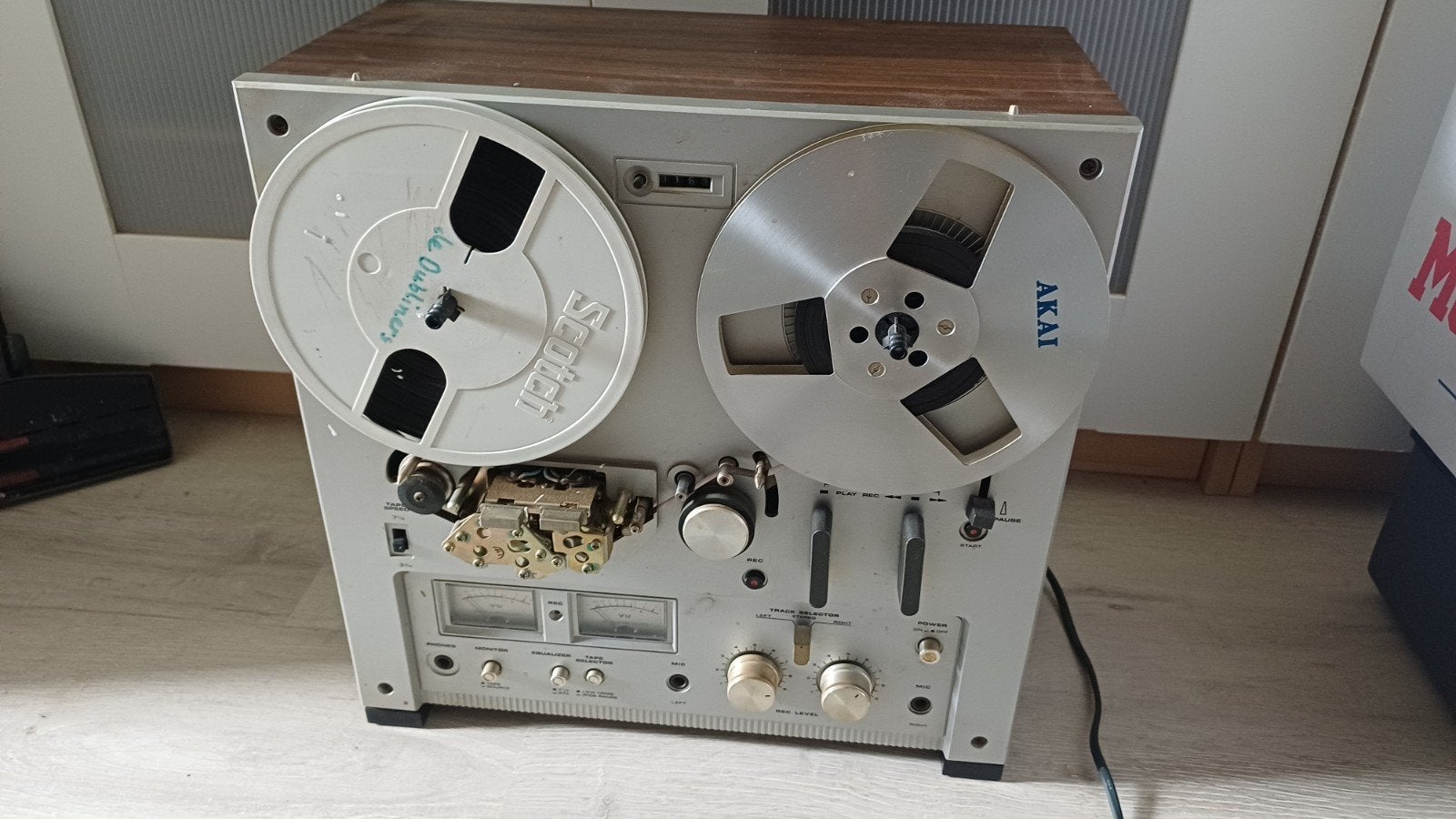 Akai GX-215D Bandrecorder - Vintage Reel-to-Reel, Ophalen, Defecte bandrecorder, Met banden