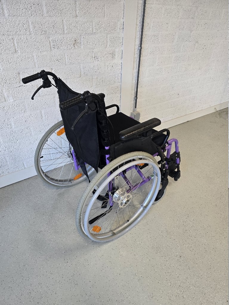 Lichtgewicht Sopur Easy Rolstoel (45cm) handremmen nu €75, Gebruikt, SM, SM, Duwrolstoel