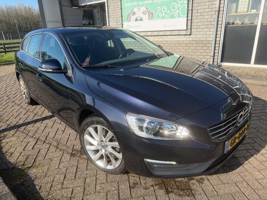 Volvo V60 D2 120pk Start/stop 2015 Blauw, Auto's, Voorwielaandrijving, 4 cilinders, 1969 cc, Blauw