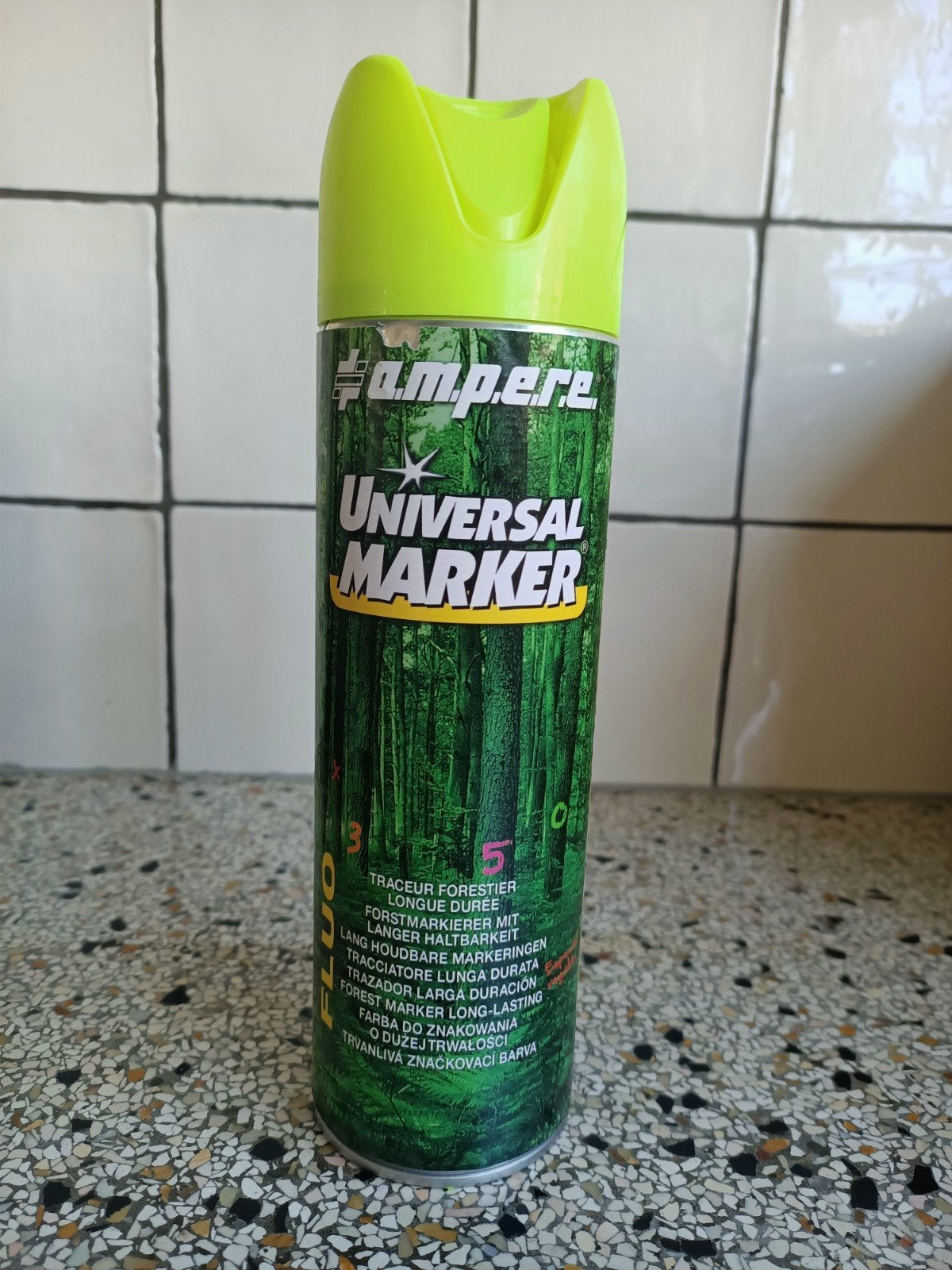 Markeerverf a.m.p.e.r.e. Universal marker spuitbus geel fluo, Ophalen of Verzenden, Nieuw, Geel, Verf