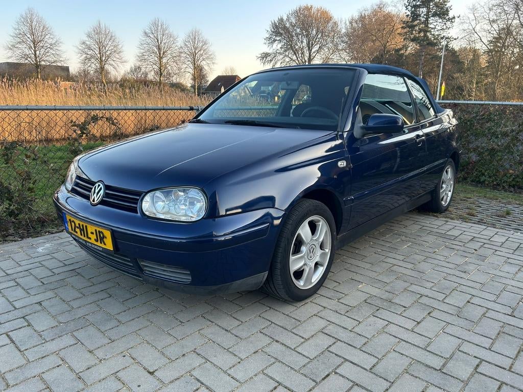 Volkswagen Golf 2.0 Cabriolet,NL Geleverd,214 DKM,Trekhaak, Stof, 4 cilinders, Origineel Nederlands, Handgeschakeld