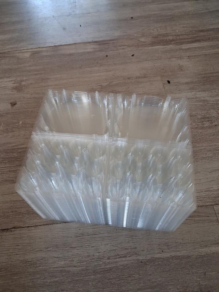 76 Kwartelei doosjes voor 12 eitjes per stuk, Dieren en Toebehoren, Pluimvee | Toebehoren, Ophalen, Gebruikt