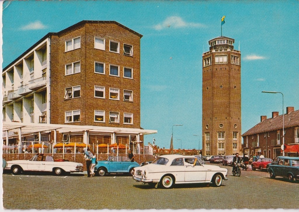 Zandvoort met auto's, Volvo 122S Sport, Mercedes Cabriolet, Ophalen of Verzenden, 1960 tot 1980, Ongelopen, Noord-Holland