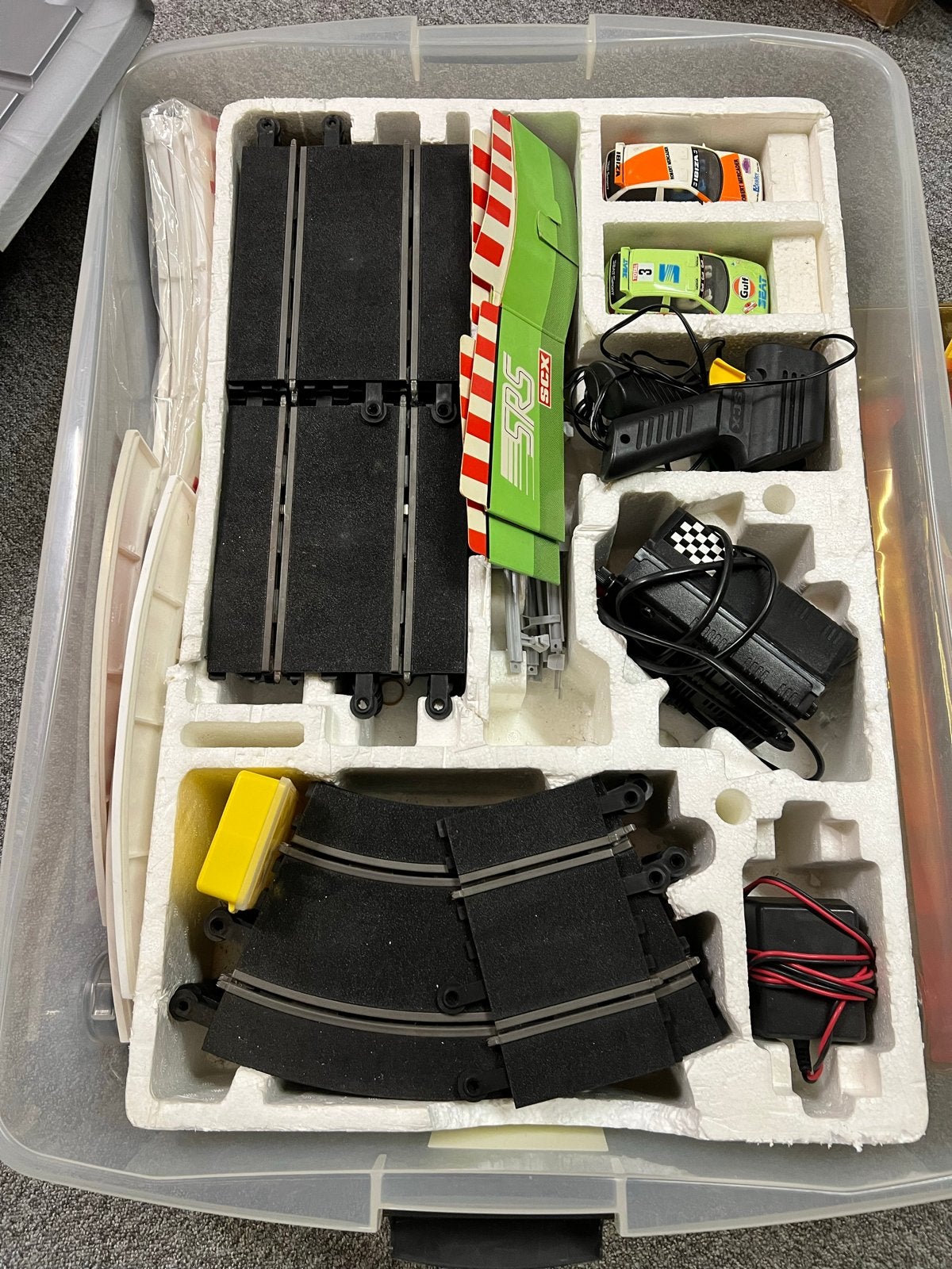 Ninco Slotrace Racebaan met extra baanstukken en 2 auto's, Overige merken, Ophalen of Verzenden, Elektrisch, Racebaan