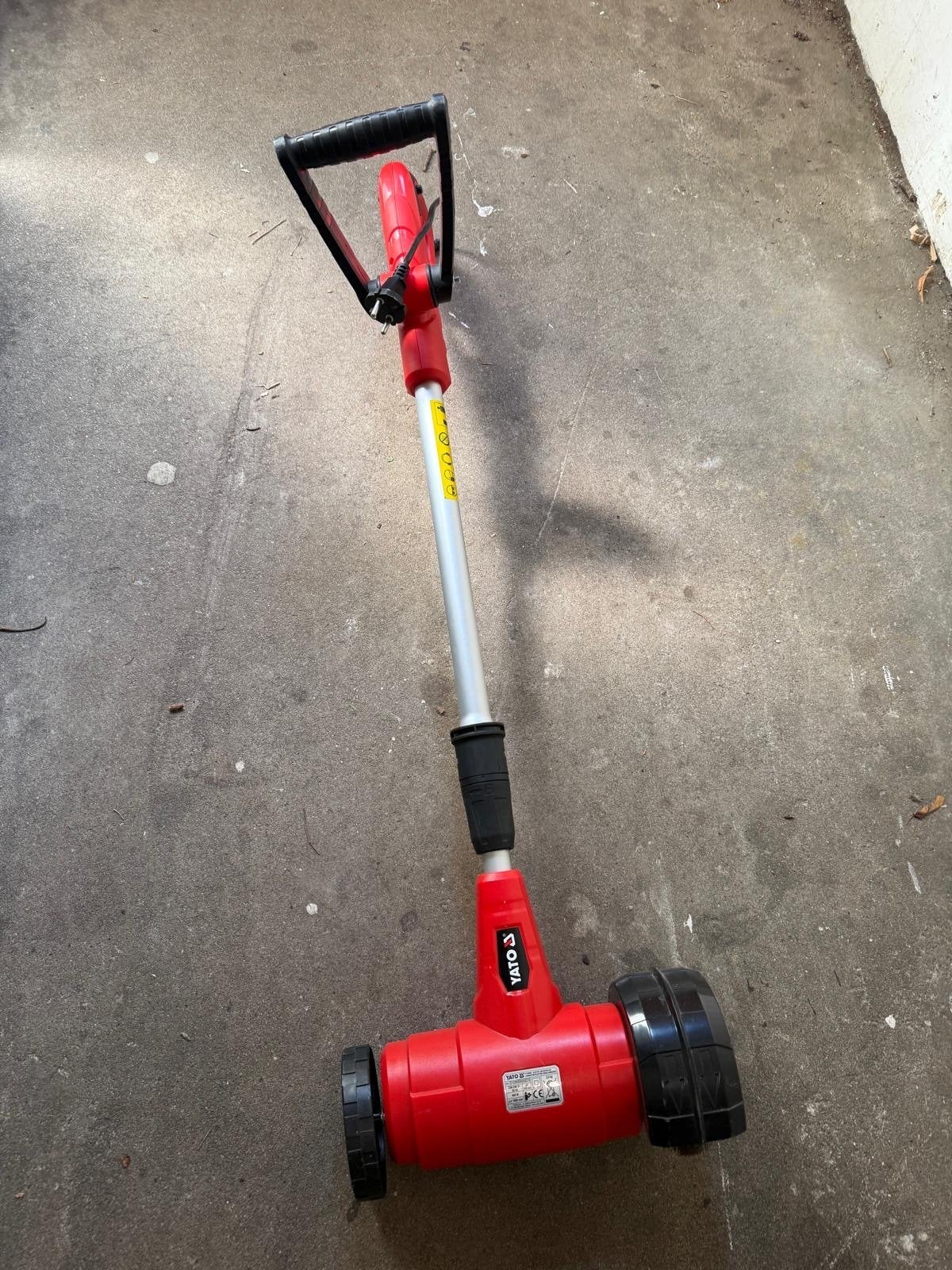 YATO Elektrische Onkruidborstel - Zo goed als nieuw, Tuin en Terras, Ophalen, Zo goed als nieuw, 10 tot 30 cm, Elektrisch