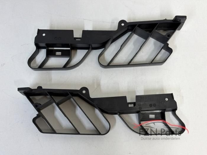 VW Golf 8 5H Facelift Bumper geleider front links rechts, Ophalen of Verzenden, Gebruikt, Bumper