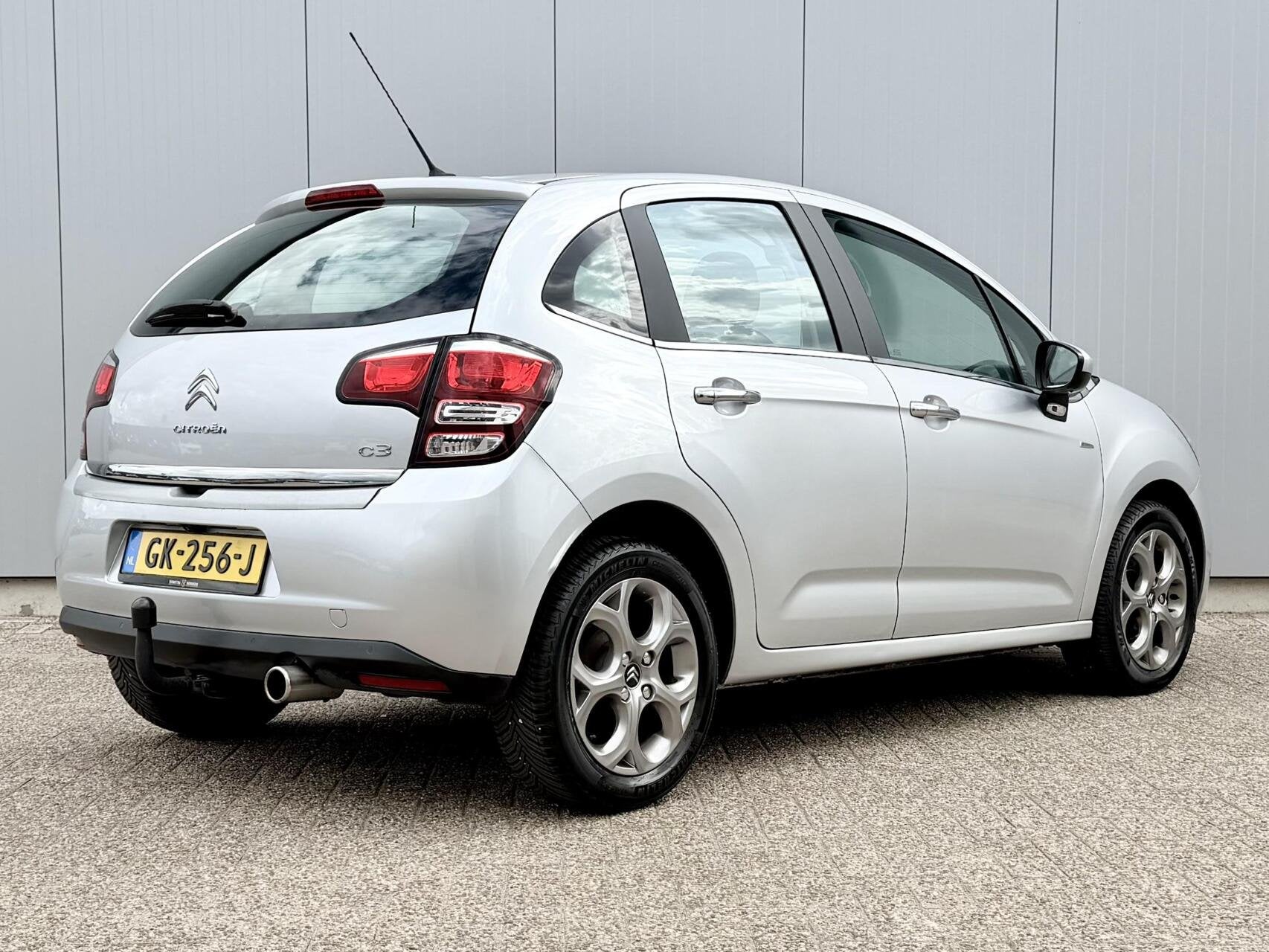 Citroën C3 1.2 Collection | Navi | Camera | Pano | Cruise, Gebruikt, Euro 6, 1199 cc, 82 pk