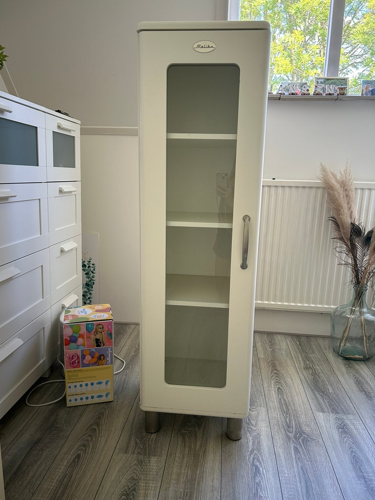 Malibu vitrine kast, Ophalen, Minder dan 50 cm, 100 tot 150 cm, 25 tot 50 cm