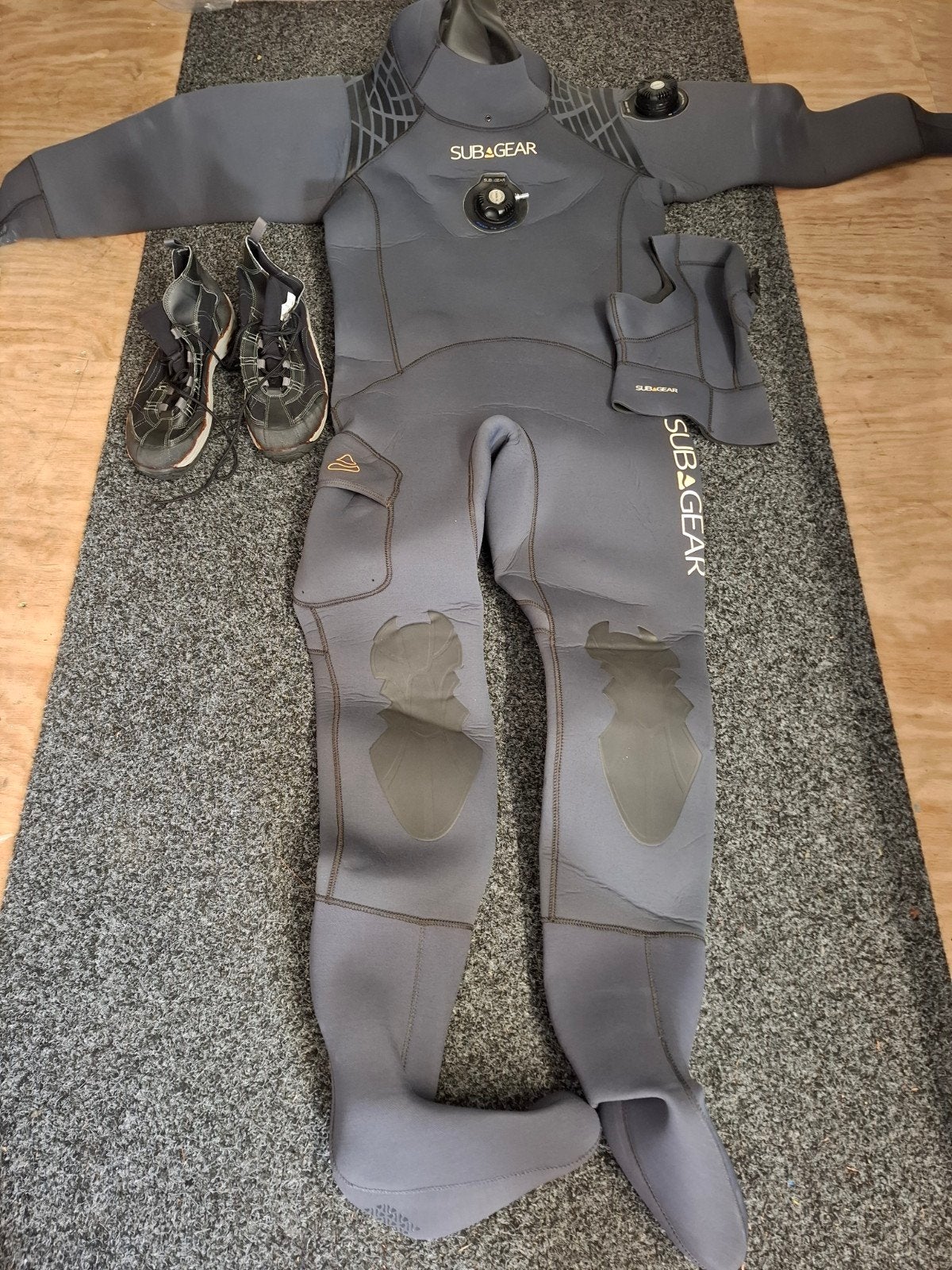 Droogpak SUBGEAR neopreen maat xl, Watersport en Boten, Duiken, Ophalen of Verzenden, Gebruikt, Duikpak
