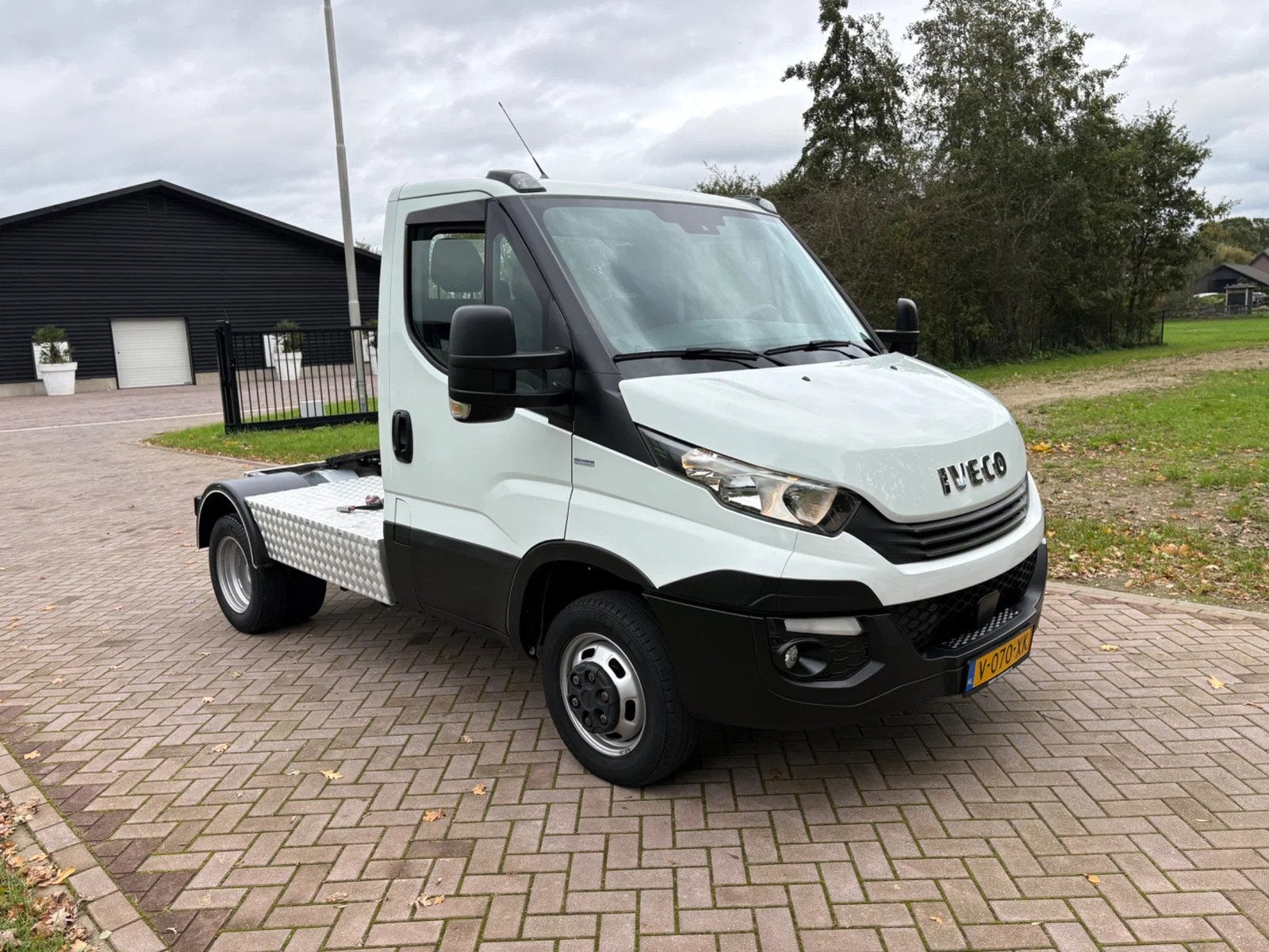 Iveco Daily 40C18 Hi Matic automaat BE trekker 9.4 TON (84.8, Automaat, Achterwielaandrijving, Gebruikt, Euro 6