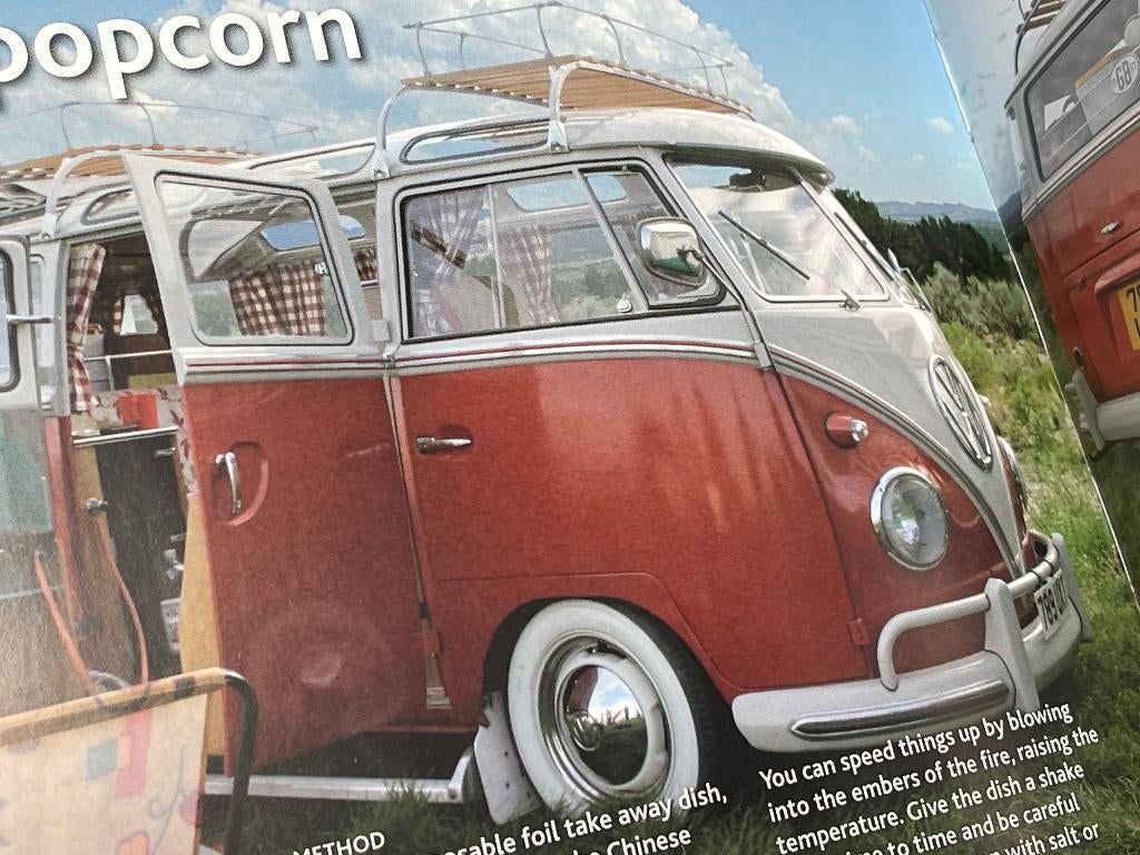The Original VW Camper Cookbook (Volkswagen Van) 2011, Ophalen of Verzenden, Zo goed als nieuw, Volkswagen
