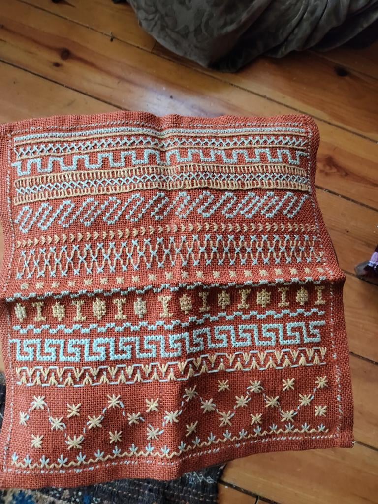 Antieke merklap ook geschikt om kussen van te maken, Antiek en Kunst, Antiek | Kleden en Textiel, Ophalen of Verzenden