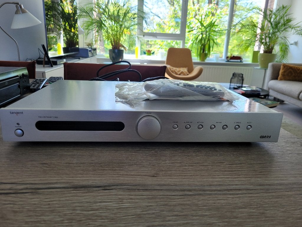 Tuner Tangent type TNR-100, Audio, Tv en Foto, Tuners, Ophalen of Verzenden