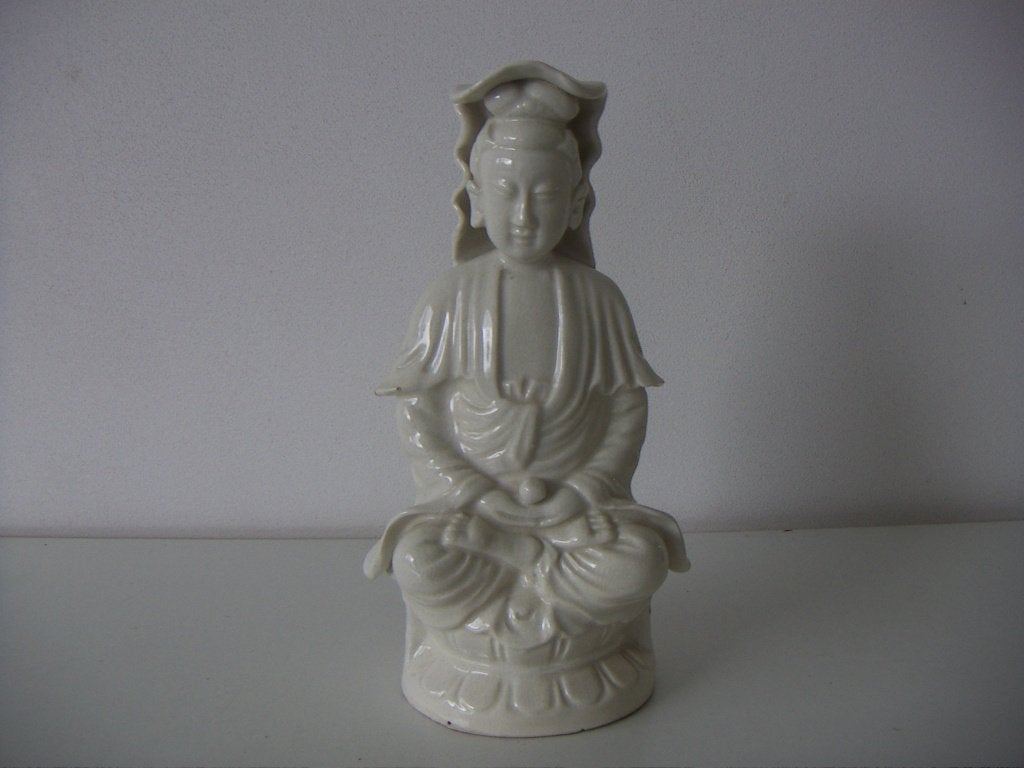 China Blanc de Chine porselein beeld van Quan Yin jr.ca.1925, Ophalen of Verzenden