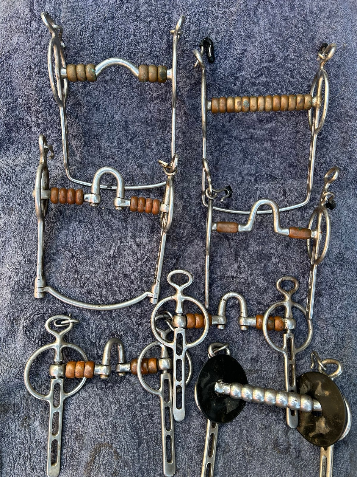 Te koop, bijzondere collectie menbitten., Dieren en Toebehoren, Ophalen of Verzenden