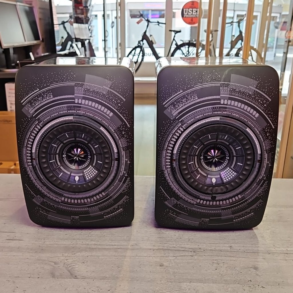 KEF LS50 Wireless Marcel Wanders editie V1 Set van 2, Flex Ltd., Gebruikt, https://flex.com/contact-us, Nobelstraat 10, 5807 GA Oostrum LB, Limburg, Nederland