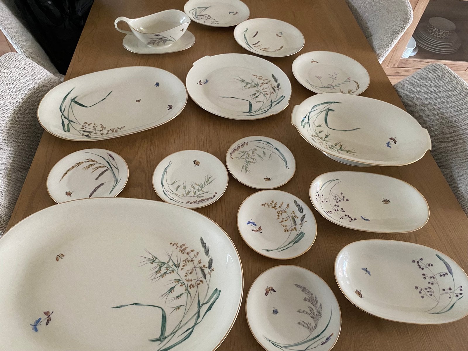Titel: Vintage porseleinen servies, Antiek en Kunst, Ophalen