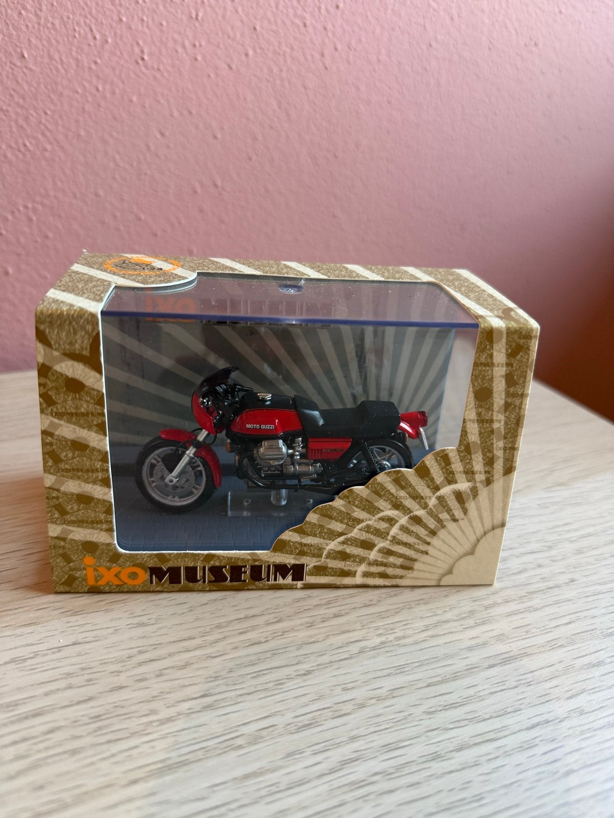 Moto Guzzi Le Mans 1978 schaalmodel, Ophalen of Verzenden, Zo goed als nieuw, Overige typen, Overige merken