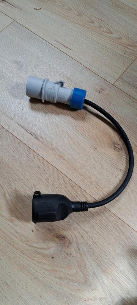 Campingstekker CEE naar Schuko adapterkabel, Caravans en Kamperen, Ophalen