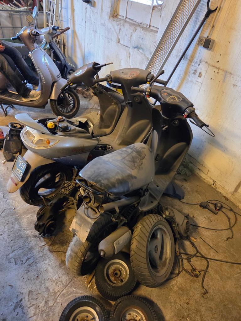 Vivacity in onderdelen, Fietsen en Brommers, Brommeronderdelen | Scooters, Ophalen, Gebruikt, Overige typen, Peugeot