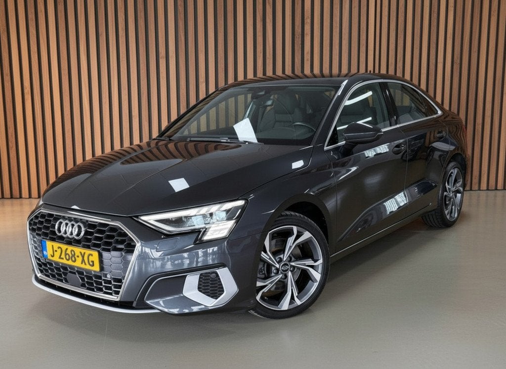 Audi A3 Limousine 30 TFSI Business edition | Carplay | Virtu, Auto's, Gebruikt, Euro 6, 1200 kg, Bedrijf