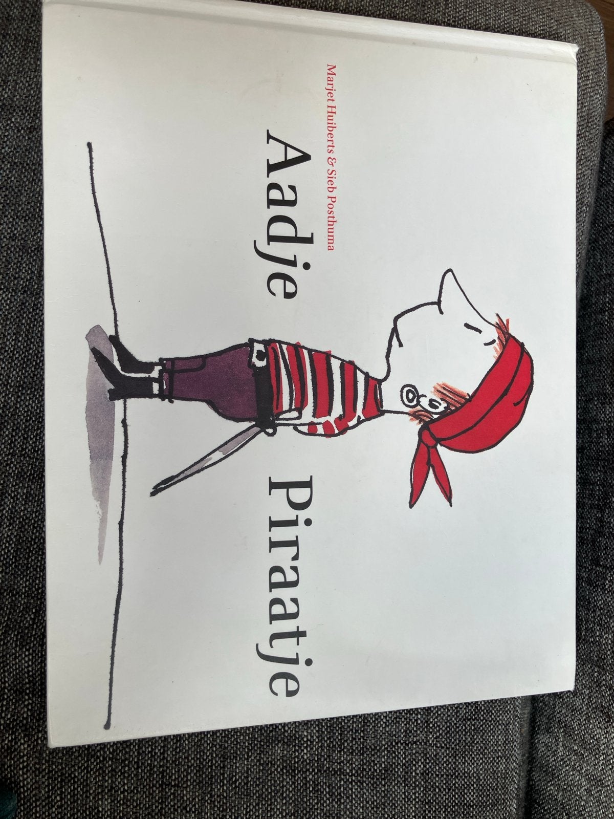 Aadje Piraatje - Avontuurlijk kinderboek, Ophalen of Verzenden, Zo goed als nieuw, Fictie algemeen