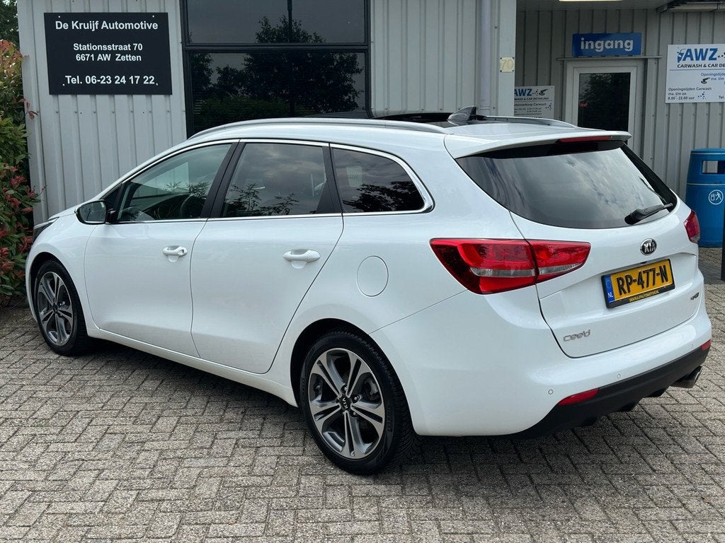 Kia Cee'd Sportswagon 1.0 T-GDi GT-Line Summer Edition|PANOR, Auto's, Kia, Voorwielaandrijving, Gebruikt, Euro 6, Leder en Stof