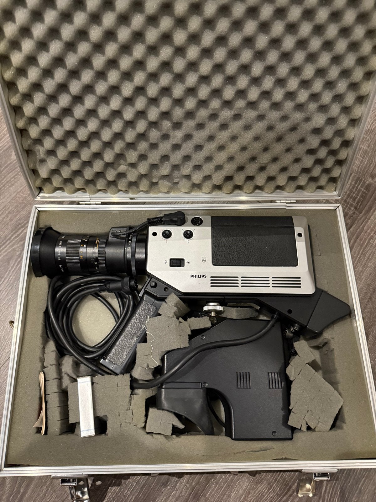 Oude Philips VK4000/00 videocamera - Werking onbekend, Ophalen of Verzenden, Overige soorten, Camera
