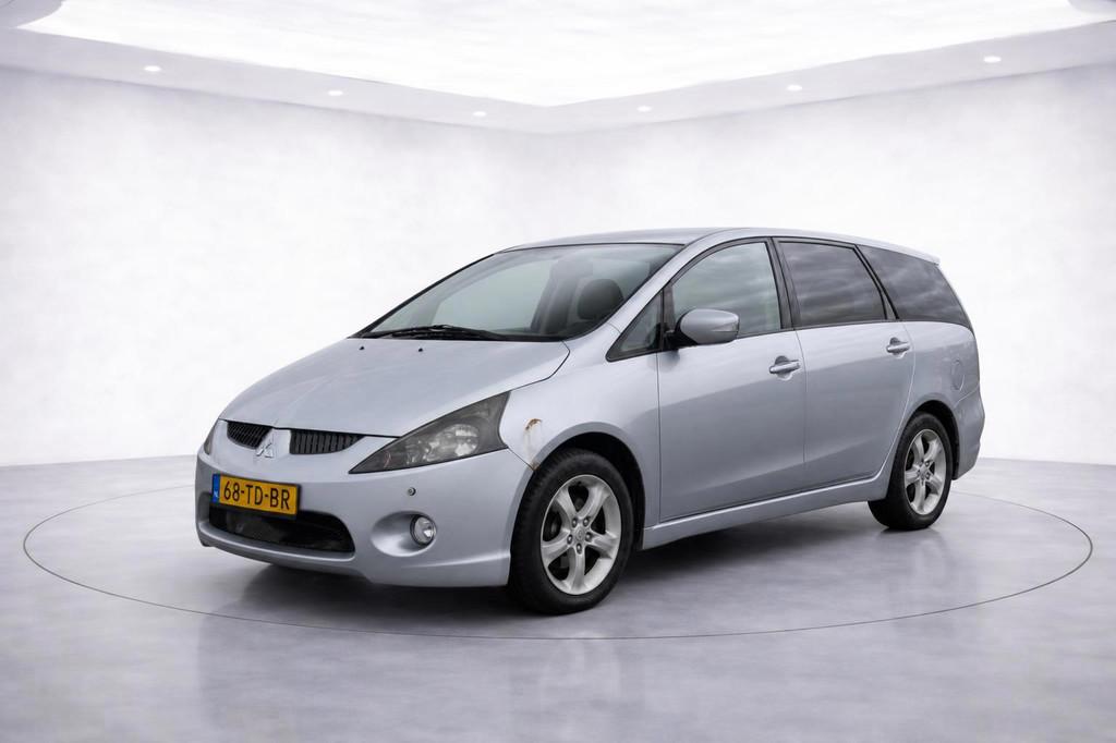 Mitsubishi Grandis 2.4-16V Intense 6p.|cruise|PDC|airco|auto, Auto's, Mitsubishi, Parkeersensor, 10 km/l, Bedrijf, 6 stoelen