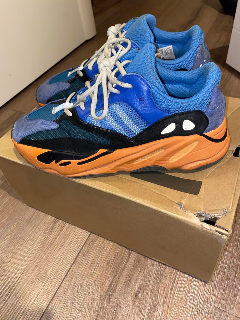 Adidas Yeezy | Boost 700 | heren maat 42 | ZGAN | met doos, Blauw, Ophalen of Verzenden, Sneakers of Gympen, Zo goed als nieuw