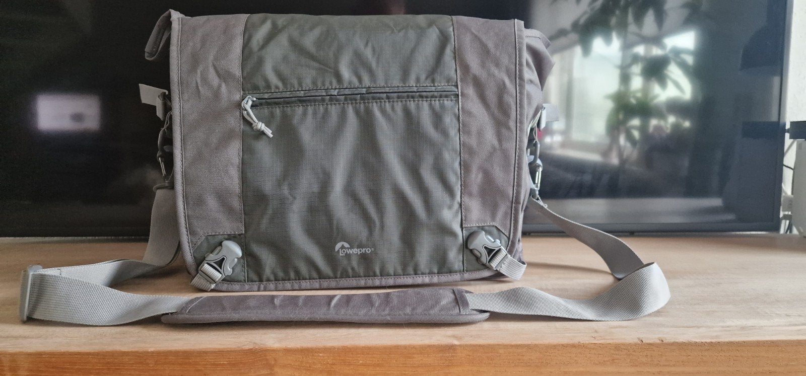 Lowepro Nova Sport 35L AW Cameratas - Grijs, Audio, Tv en Foto, Lowepro, Nieuw, Ophalen of Verzenden, Grijs