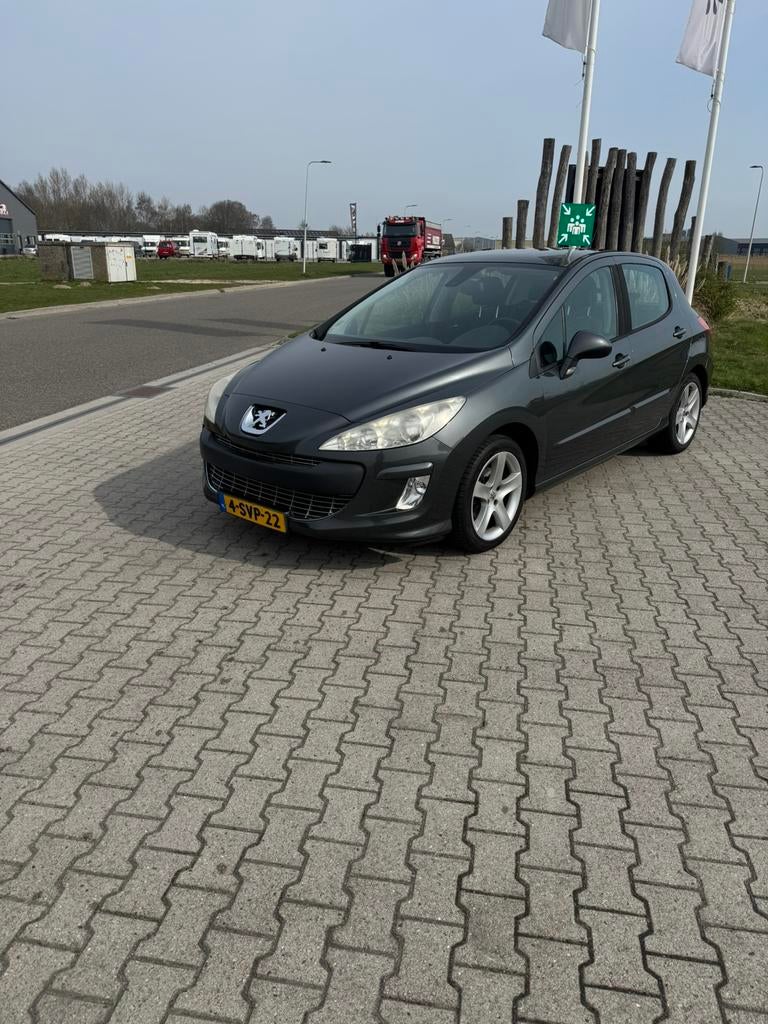 Peugeot 308 1.6  150 5-DRS 2008 Grijs Clima Pano, Voorwielaandrijving, 1302 kg, 4 cilinders, 700 kg