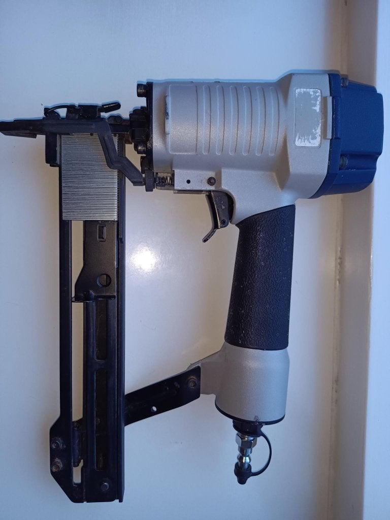 pneumatische tacker / nieter Kitpro Basso 90/40A-1 -Nieten-, Doe-het-zelf en Verbouw, Minder dan 25 liter, Ophalen of Verzenden