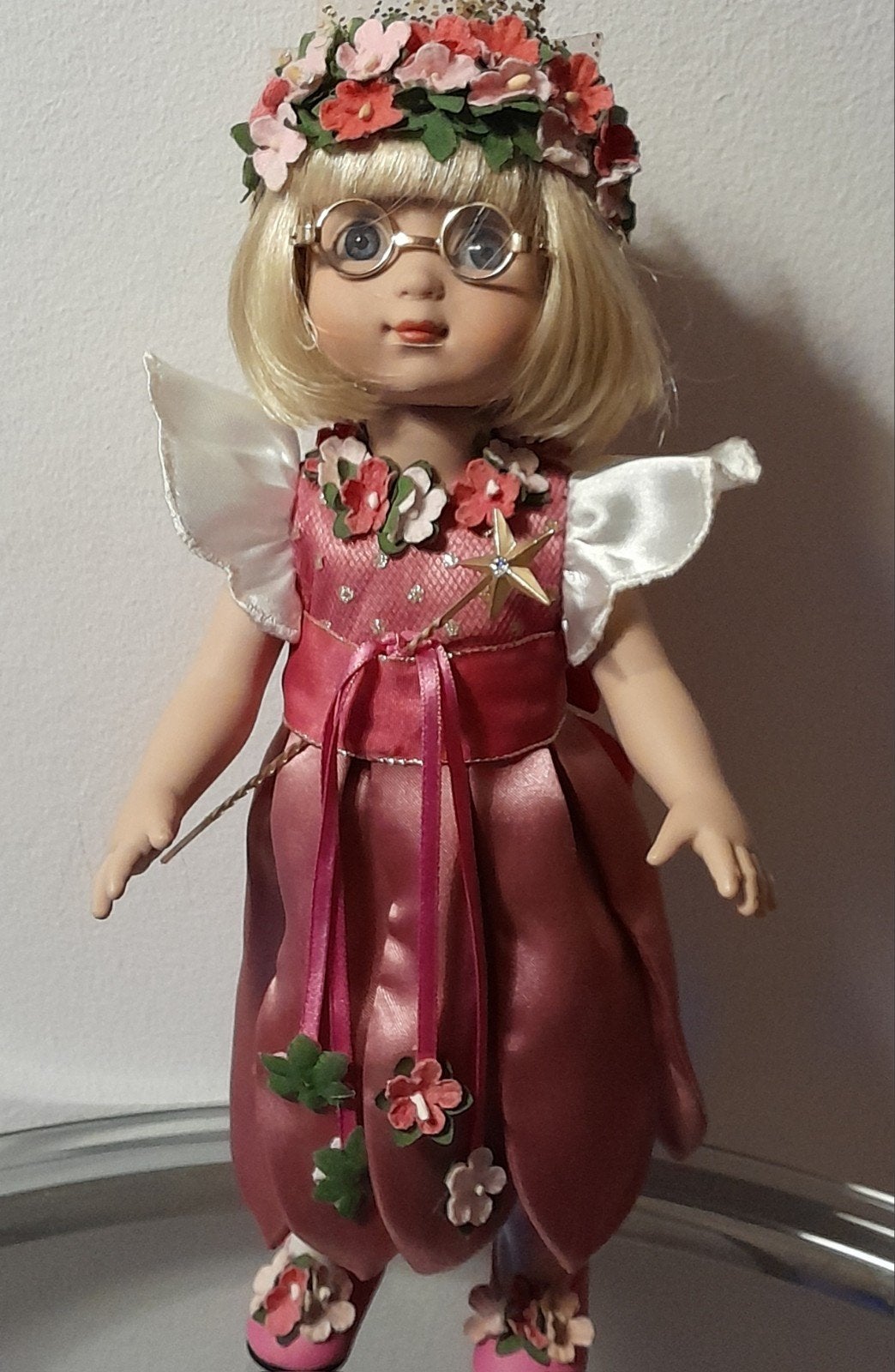 Madame Alexander popje fee in mooie kleding 28 cm, Antiek en Kunst, Verzenden