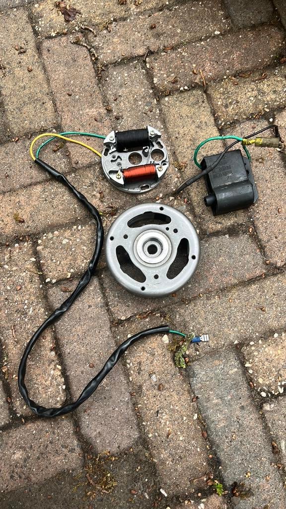 Gloednieuwe puch elektronische bosch ontsteking, Fietsen en Brommers, Ophalen of Verzenden, Zo goed als nieuw, Blok