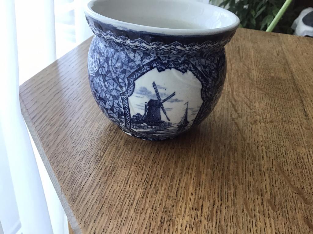 Antiek Delftsblauw bloempotje. Petrus Regout., Ophalen of Verzenden