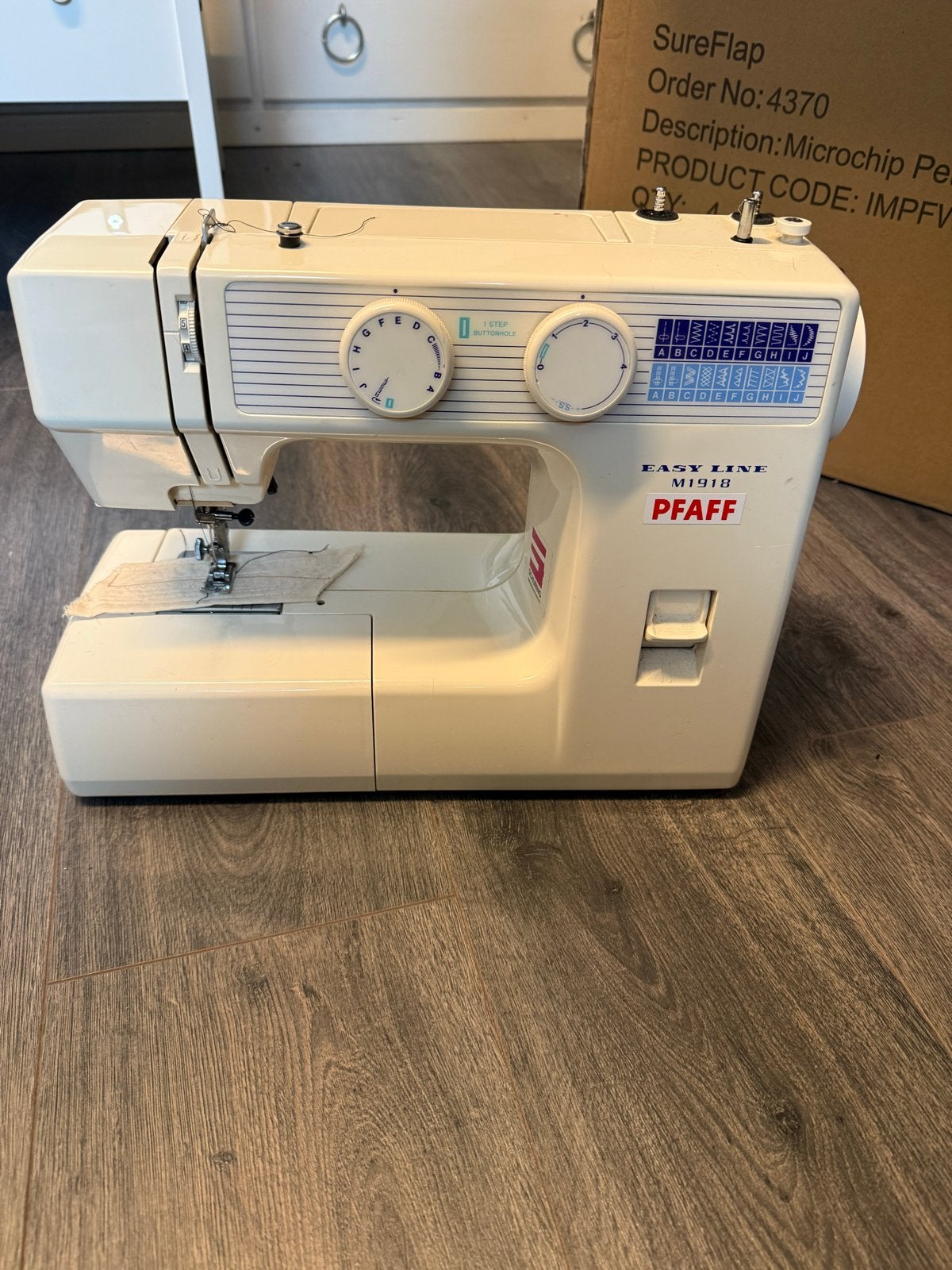 Pfaff Easy Line M1918 Naaimachine met handleiding, Ophalen of Verzenden, Gebruikt, Naaimachine, Pfaff