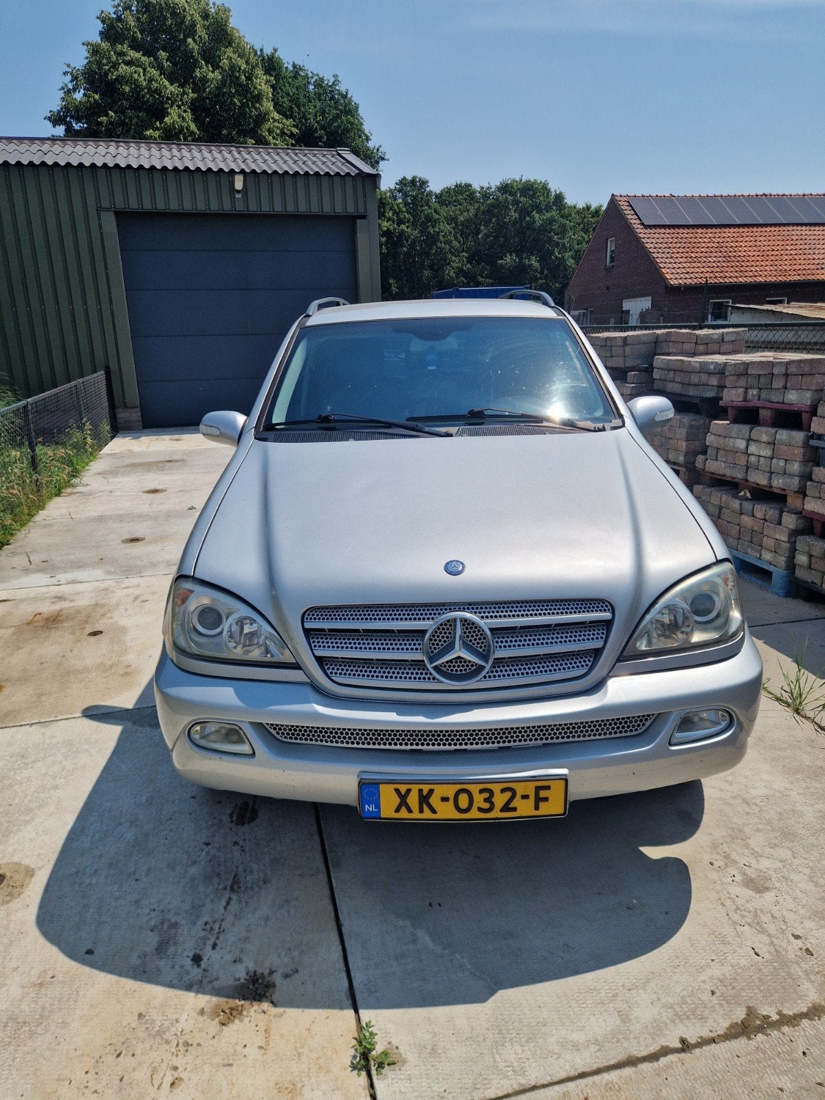 Mercedes-Benz M-Klasse 3.2 Ml320 4MATIC AUT 2003 Grijs, Auto's, Mercedes-Benz, Automaat, Zwart, 138 €/maand, Vierwielaandrijving