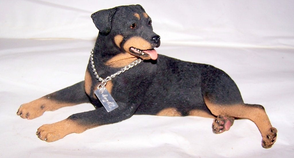 Beeldje Rottweiler Hond met Ketting - Decoratie, Ophalen of Verzenden, Zo goed als nieuw, Dier