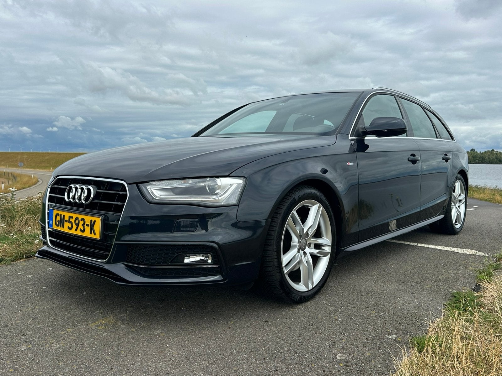 Audi A4 1.8 Tfsi 125KW Avant Multitr. Automaat 2x sline, Auto's, Audi, 4 cilinders, Lichtsensor, Origineel Nederlands, Stationwagon