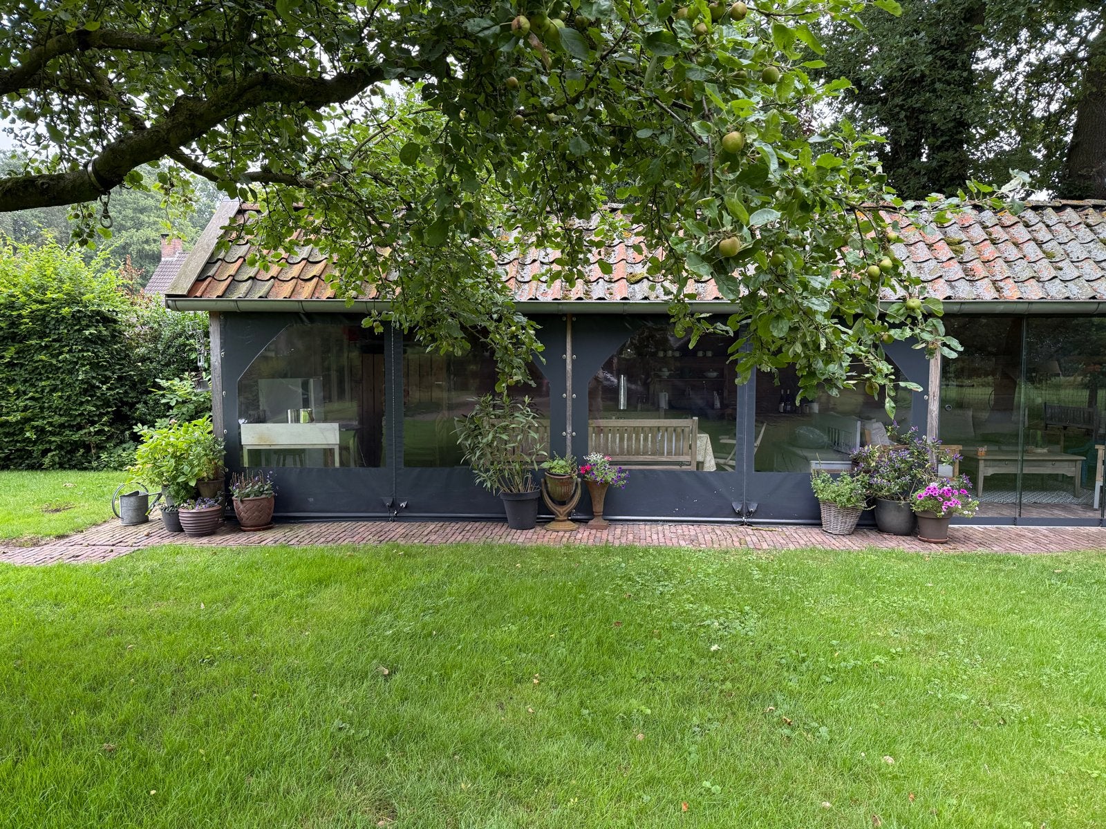 oprolbaar, grijs+transparant 320 x 200 ( 160 cm x 2 stuks), Tuin en Terras, Overige typen, Ophalen of Verzenden, Zo goed als nieuw