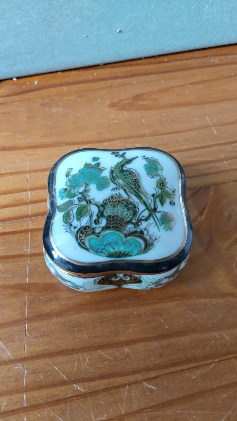Imari porseleinen doosje met vogeldecor, Ophalen of Verzenden