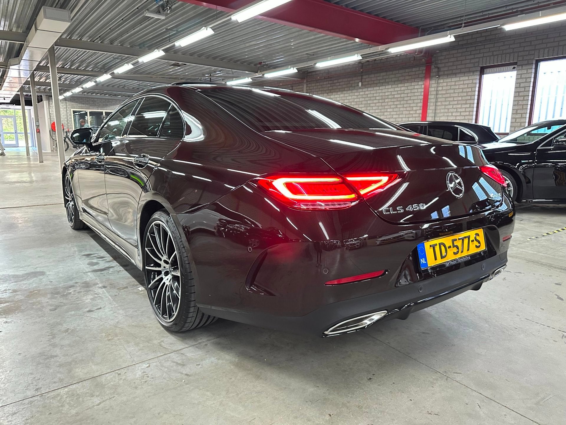 Mercedes-Benz CLS-klasse 450 4MATIC Premium Plus Designo, VO, Auto's, Dealer onderhouden, Gebruikt, 367 pk, Zwart