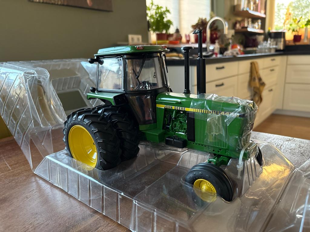 John Deere 4450 Precision Elite Schaalmodel, Ophalen of Verzenden, Nieuw, Tractor of Landbouw