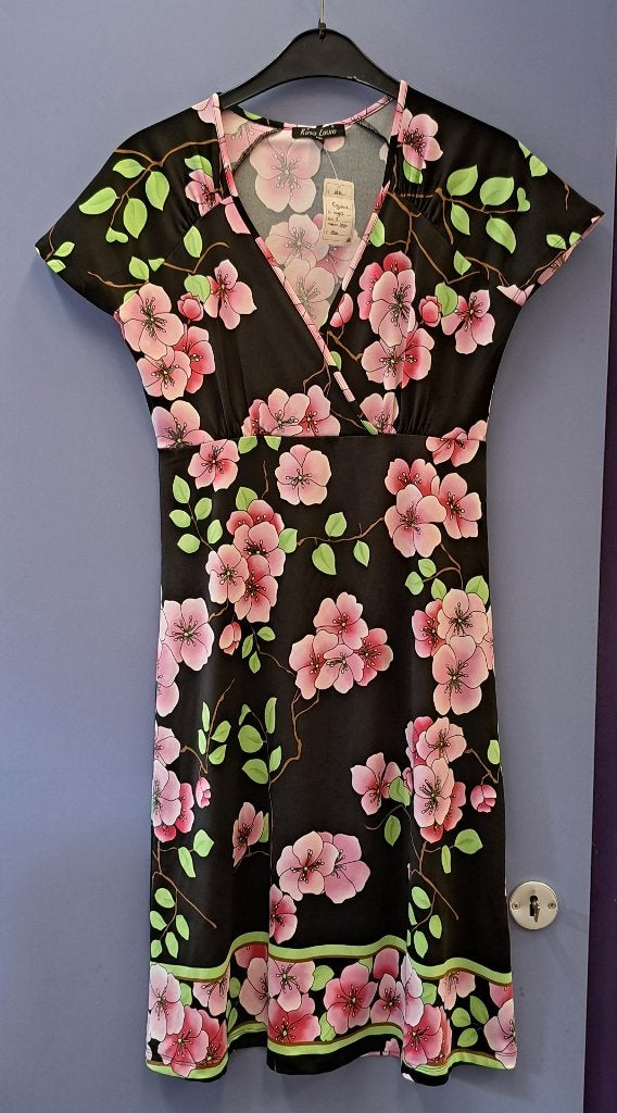 King Louie jurk zwart met roze grote bloemen mt S nr 44917, Kleding | Dames, ., Ophalen of Verzenden, Zo goed als nieuw, King Louie