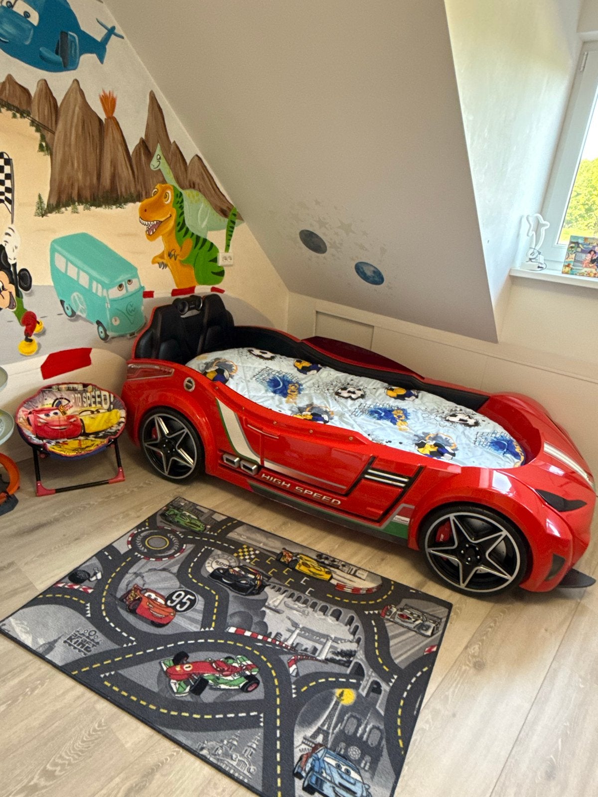 Foto 3 van Origineel Cilek raceauto kamer set in top staat!