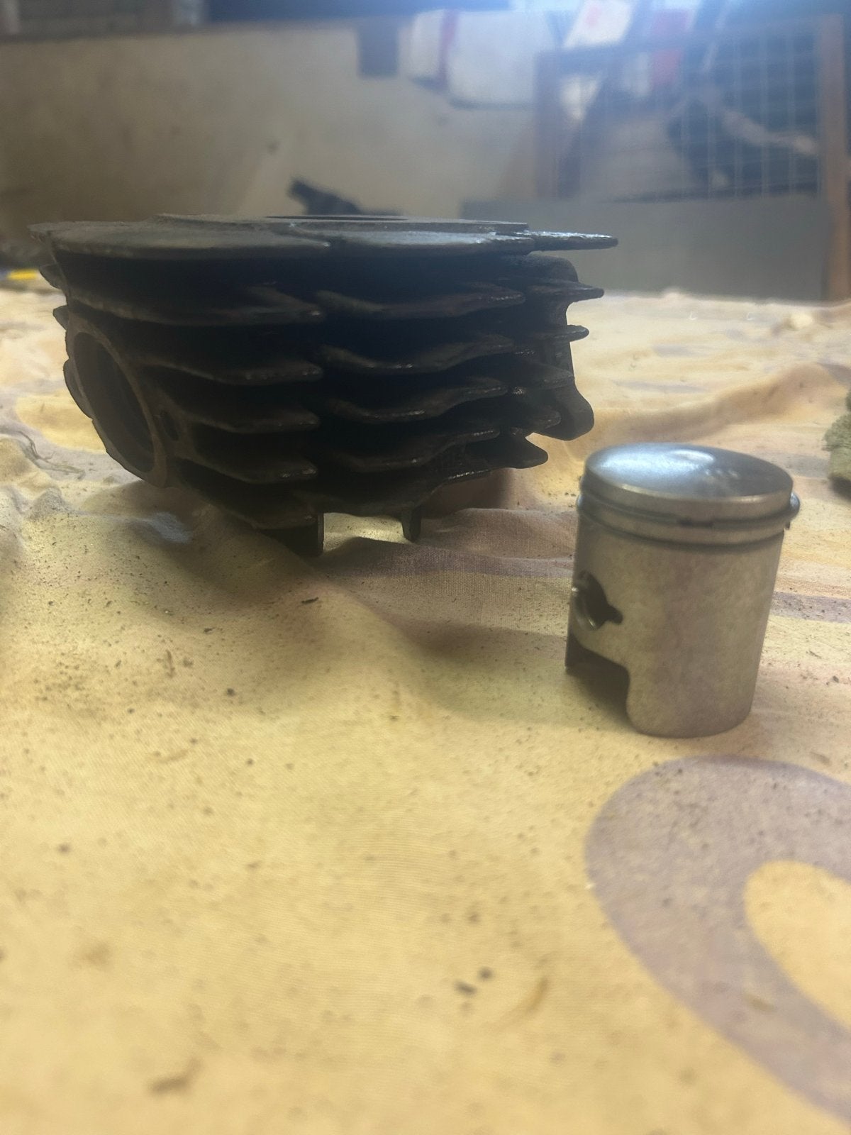 Originele Honda HM166 H Cilinder met Zuiger, Ophalen of Verzenden, Gebruikt, Cilinder