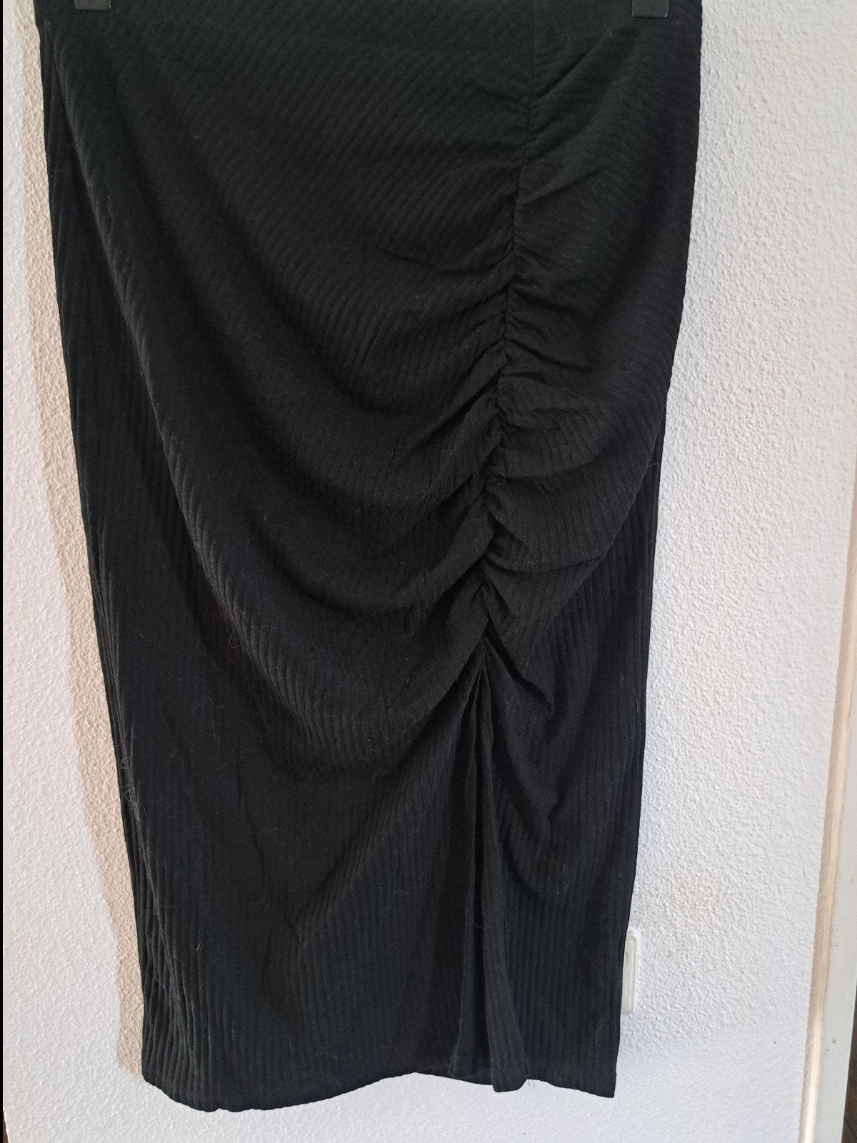 Only zwarte geribbelde midi rok met ruches, maat M, Maat 38/40 (M), Only, Zwart, Ophalen of Verzenden